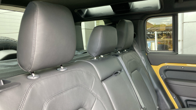 Land Rover Defender 3.0 D350 Trophy Edition Deep Sandglow 110 5dr Auto Diesel Estate - Image 53
